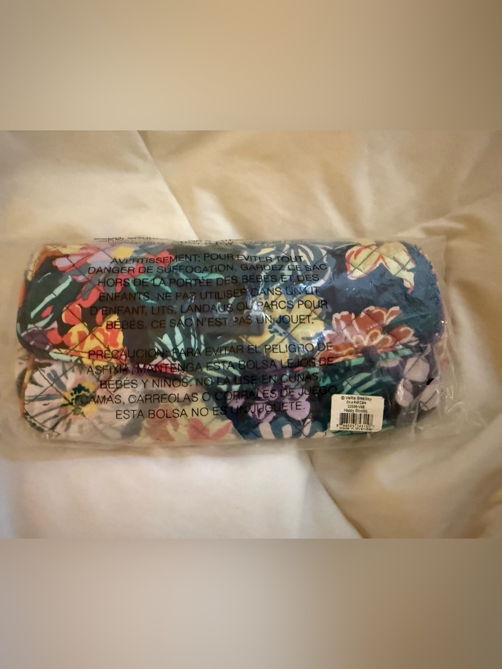 Vera Bradley On a Roll Case in Happy blooms